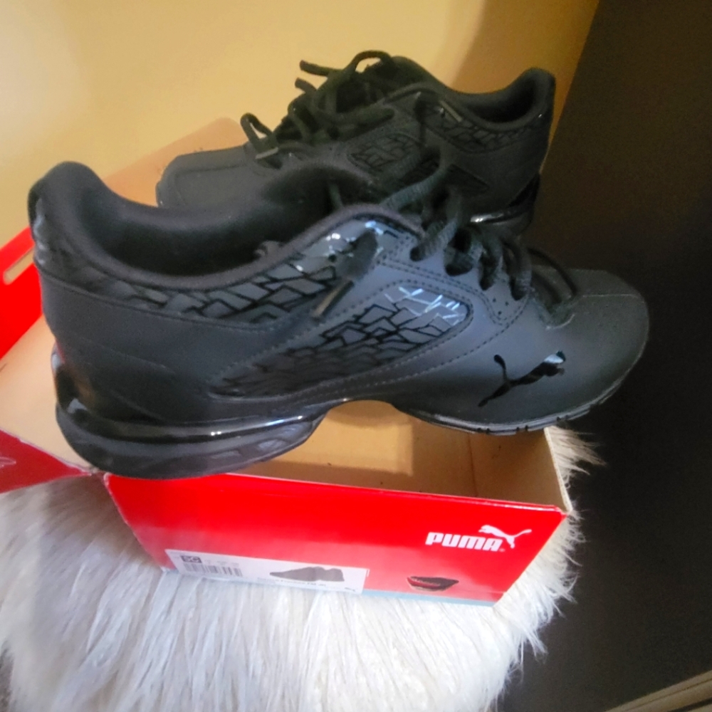 Puma leather shoes